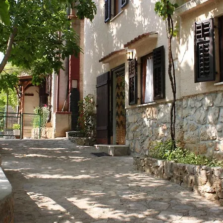 Merag 7877a Apartmán Cres